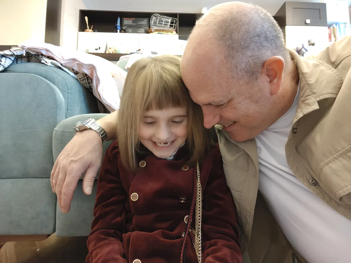 From FBI Pursuit to Audio Innovation: How Government Actions Shape Industry Leaders