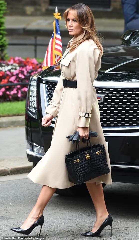 Melania Trump Steps Into Spotlight as Trump Administration Navigates Crucial UK State Visit—Elegance Meets Urgent Diplomacy