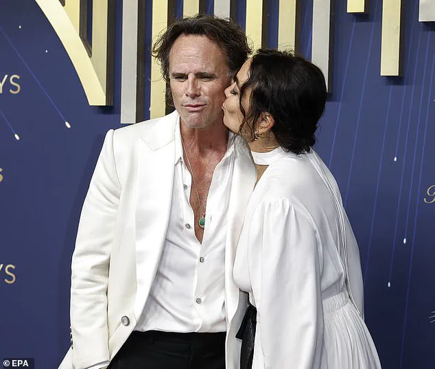 Unexpected Tension on the Emmy Red Carpet as Walton Goggins and Wife Arrive Amid Glamour