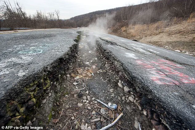 Centralia: From Coal Boom to Abandoned Ghost Town – A Tale of Economic Ruin and Nature's Reckoning