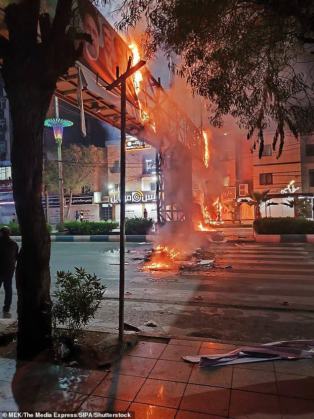 Reza Pahlavi Emerges as Central Figure in Iran's Protests as Regime Struggles to Contain Momentum