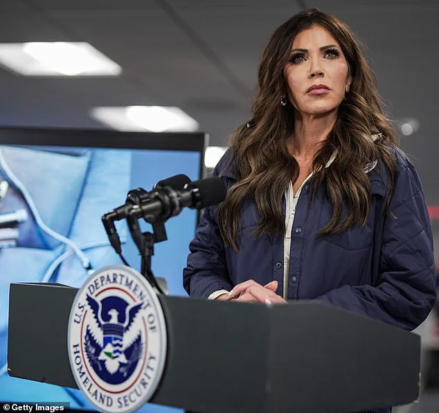 Shooting of ICU Nurse Alex Jeffrey Pretti Sparks National Outcry as Clinton and Obama Condemn Trump's Policies