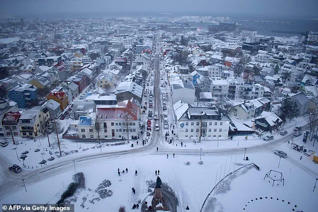 Florida's Unprecedented Cold Snap Disrupts Daily Life and Challenges Climate Norms