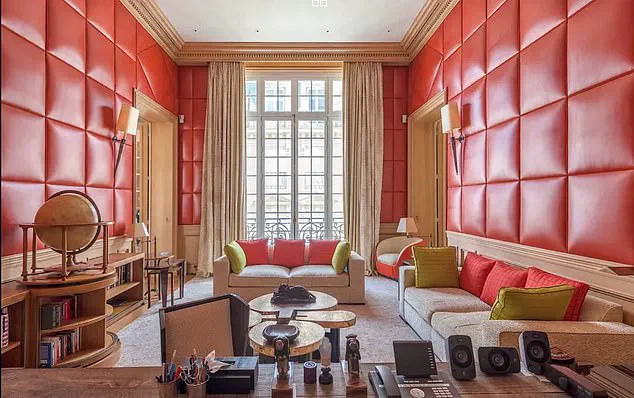 Resurfaced Photo of Peter Mandelson in Jeffrey Epstein's Paris Flat Sparks Renewed Scrutiny