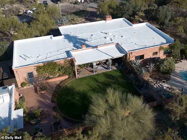 Eerie 911 Call Reveals Health Struggles of Kidnapped 84-Year-Old Nancy Guthrie