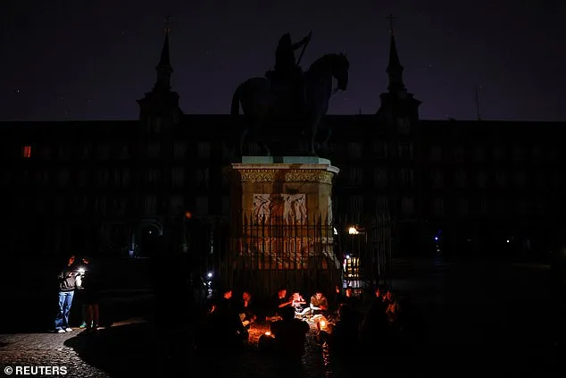 Macron Blames Spain's Renewable Energy Overreliance for Deadly Blackout