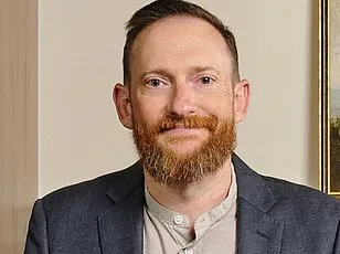 Tragic Plane Crash Claims Lives of Ron and Barbara Timmermans; Dog Survives as FAA Investigates Oil-Related Cause