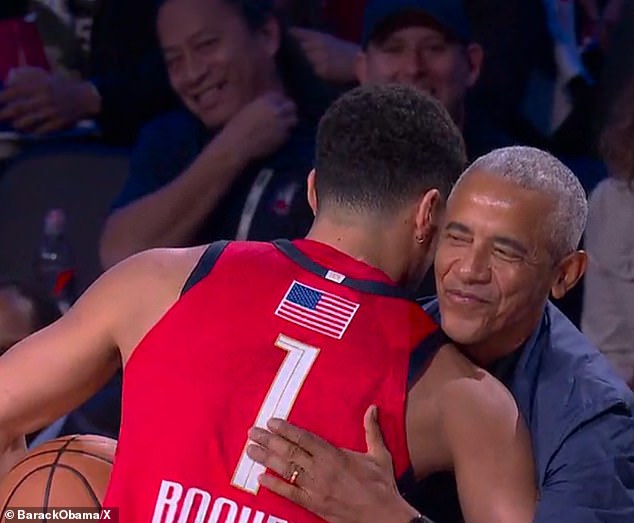 Barack Obama's Unforgettable Courtside Moment at NBA All-Star Game as He Snags Loose Ball Mid-Air
