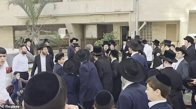 Israeli Soldiers Rescued After Mob Attack in Bnei Brak Reignites Religious Tensions