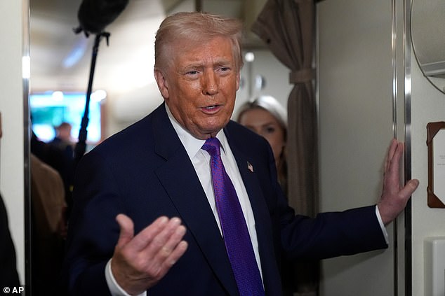 Trump reignites 2026 controversy, accuses Obama of leaking classified info on extraterrestrial life—original 2025 comments were personal belief, not classified