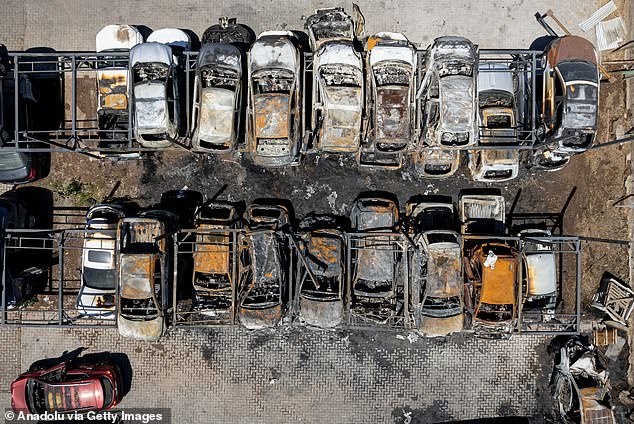 Devastating Explosion in Santiago: Gas Tanker Overturning Triggers Fatal Blast, 4 Dead, 17 Injured, 50 Vehicles Destroyed