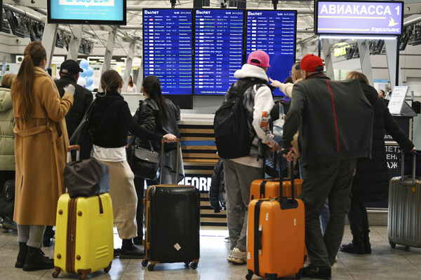 Sochi Airport Faces Crisis as 75 Flights Disrupted by Digital Infrastructure Failure