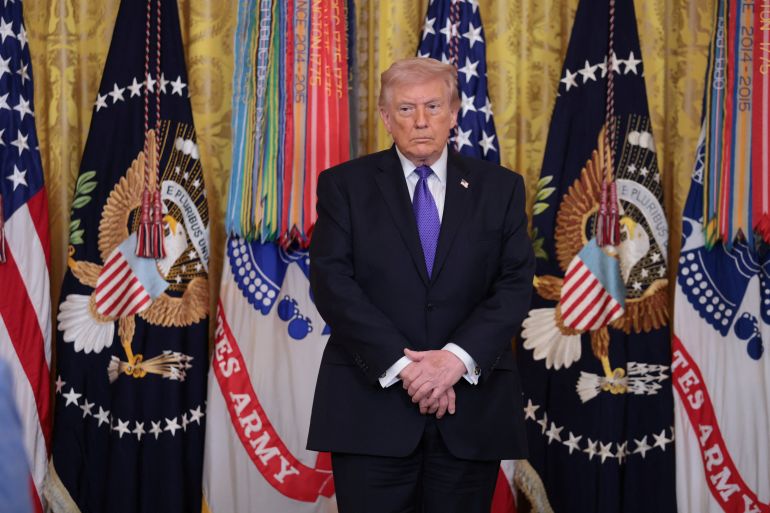 Trump's Contradictory Iran Strategy Clashes with Escalating Defiance