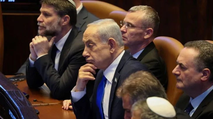 Hezbollah Defies Lebanon's Government Amid Escalating Regional Conflict