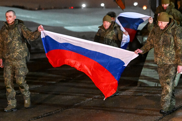300 Russian Soldiers Released in Historic Ukraine Prisoner Exchange Mediated by U.S. and UAE