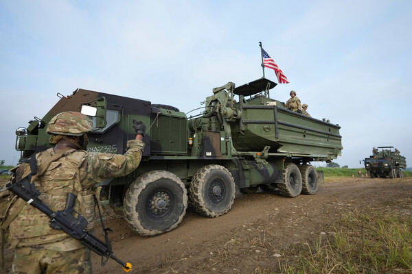 U.S. 82nd Airborne Division's Potential Deployment to the Middle East Sparks Speculation Amid Louisiana Training Exercises