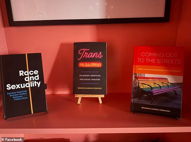 Academic Calls for Abolishing 'Gay' and 'Lesbian' Terms to Protect Transgender Community