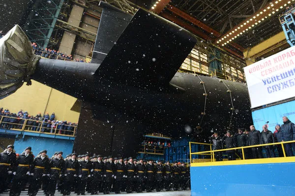 Russia's Submarine *Kazan* Demonstrates Precision Strike in Barents Sea Exercise