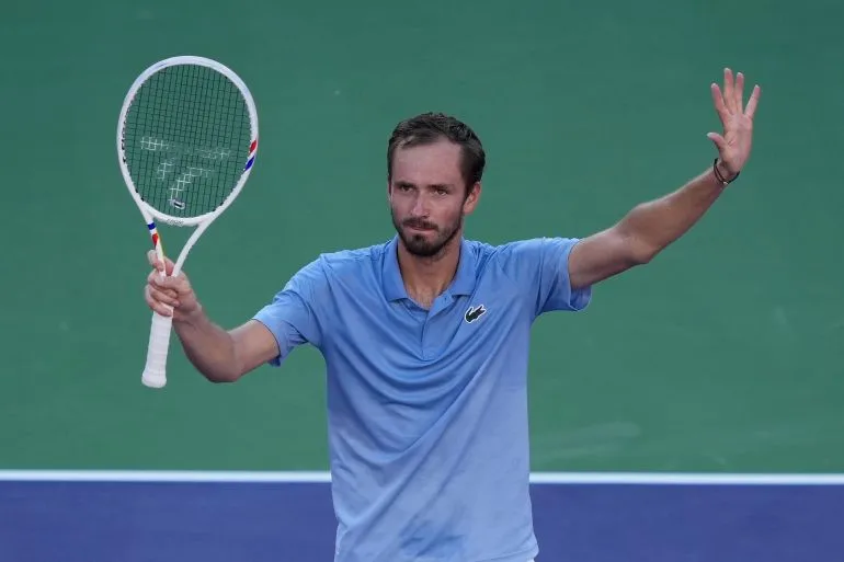 Daniil Medvedev Ends Carlos Alcaraz's Historic Winning Streak in Stunning Indian Wells Upset
