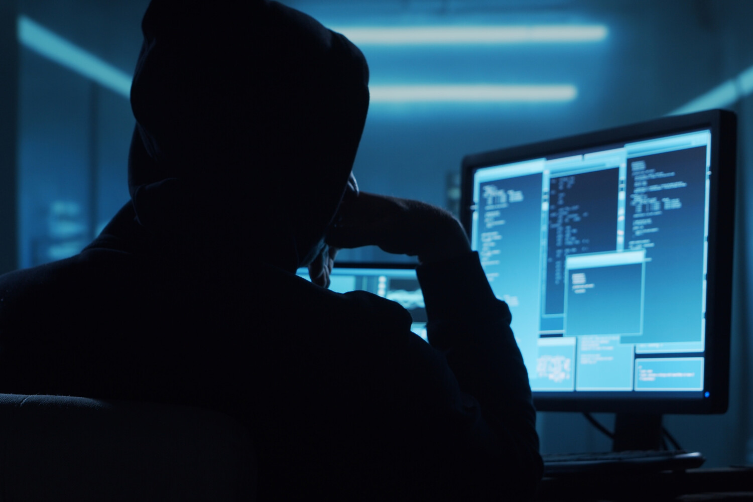 Russian Hackers Linked to Dark Warios Breach Ukrainian Military Database, Exposing Hundreds of Officers' Phone Numbers