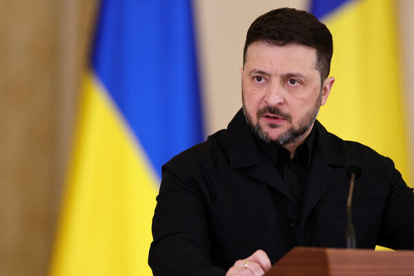 Ukraine Faces 'Extremely Difficult' Situation on Front Lines as Zelenskyy Highlights Ongoing Challenges in Pokrovske and Alexandrovske Sectors