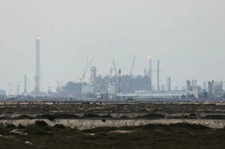Qatar Condemns Missile Attack on Ras Laffan LNG Hub Amid Gulf Tensions