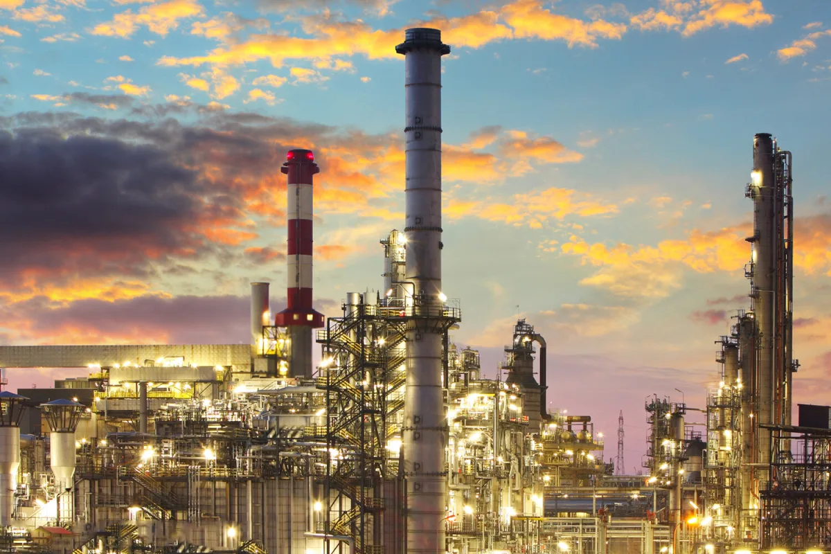 Drone Attack Triggers Fire at Kuwait's El-Ahmadi Refinery, Raising Security Concerns