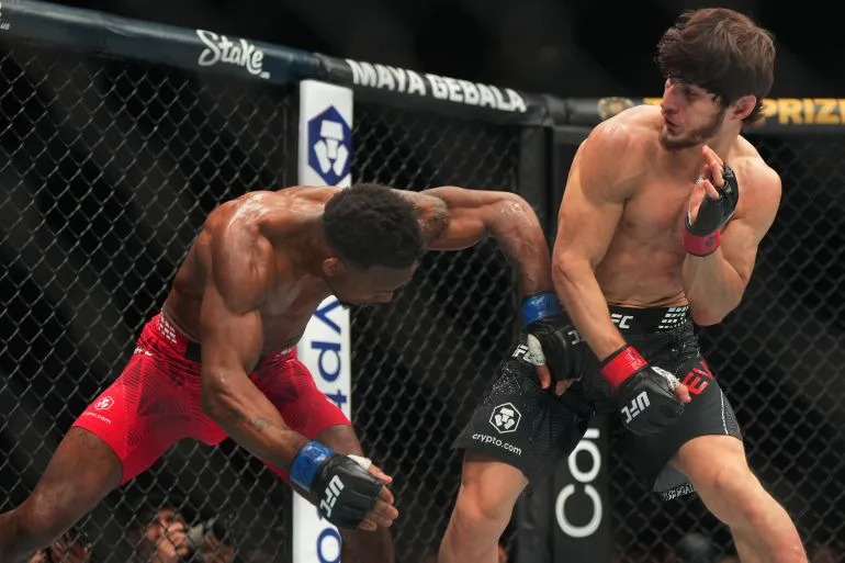 Movsar Evloev's Relentless Perseverance Pays Off in Thrilling UFC Fight Night 270 Victory Over Lerone Murphy, Setting Stage for Volkanovski Clash