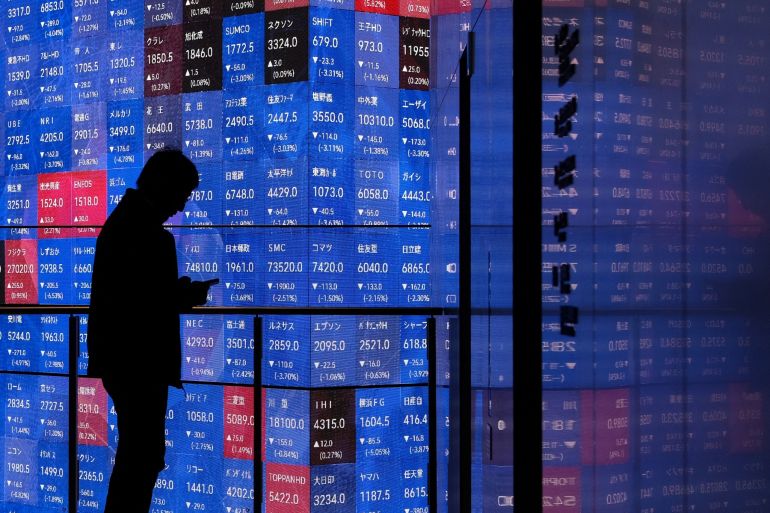 Asia-Pacific Stock Markets Plunge Amid Trump's Iran Ultimatum