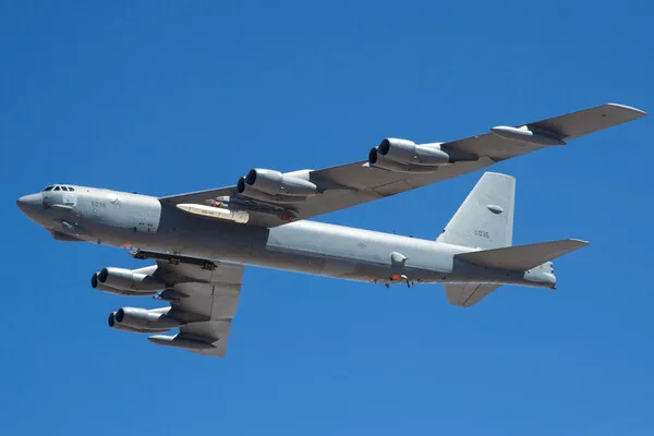 B-52 Bomber Spotted Testing Advanced LRSO Nuclear Missiles Over Mojave Desert