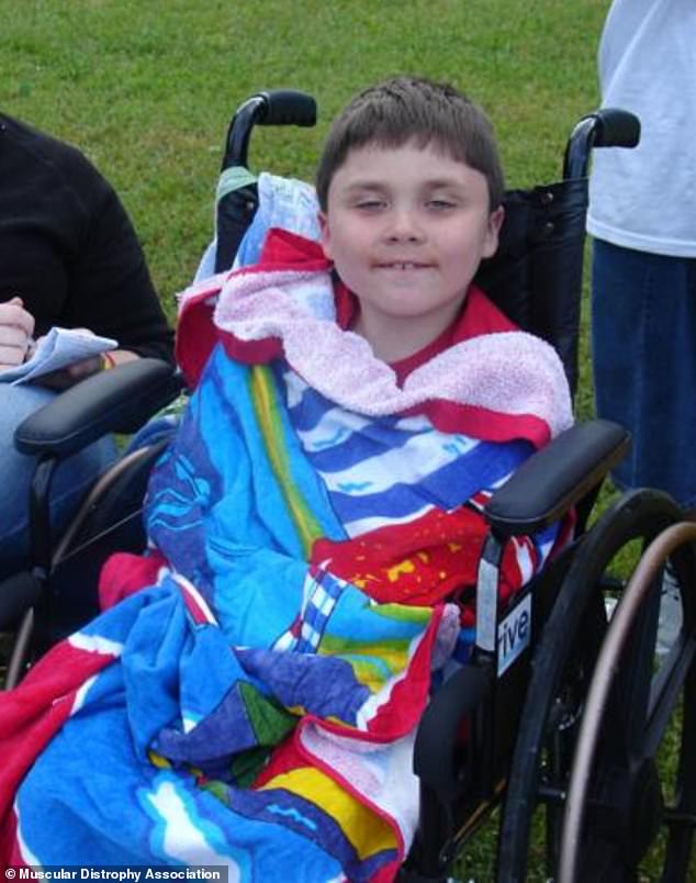 Wrongful Death Lawsuit Against Allegiant Air Over Fatal Incident During Boarding of Passenger with Muscular Dystrophy