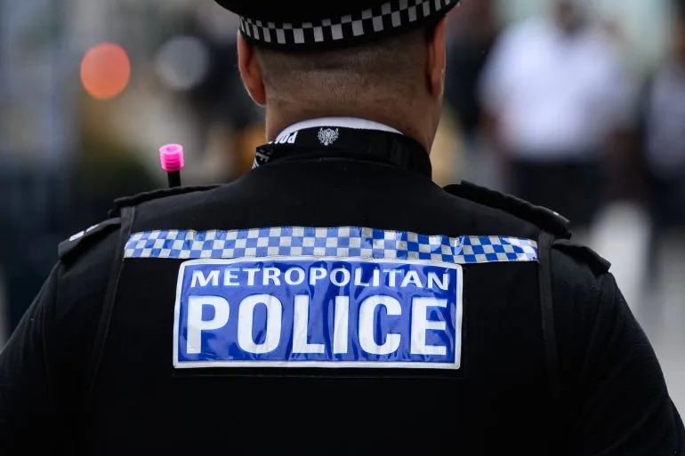 Met Police Launch Review After Off-Duty Officer Allegedly Intimidates Al Jazeera Journalists at Golders Green Arson Scene