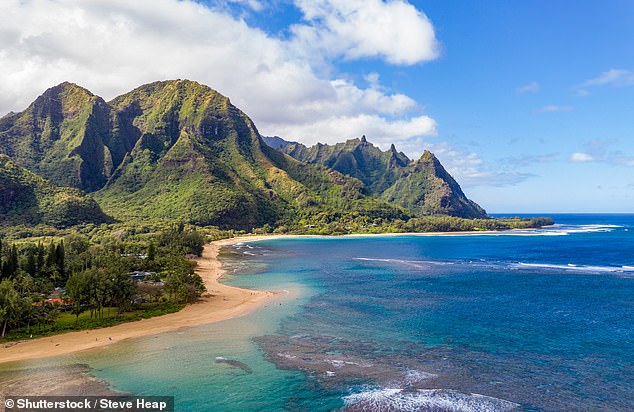 Hawaii Helicopter Crash Near Kaua'i Beach Kills 3, Injures 2