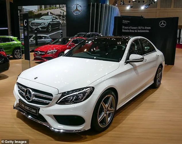 Mercedes-Benz Owner's Outrage as Dealership Employee Misuses Vehicle for Bar-Hopping