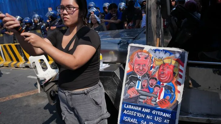 Philippines Transport Workers Protest Rising Fuel Costs, Blame President Marcos
