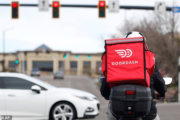 DoorDash Driver's Viral Macarena Tip Request Sparks Debate Over Gig Worker Expectations