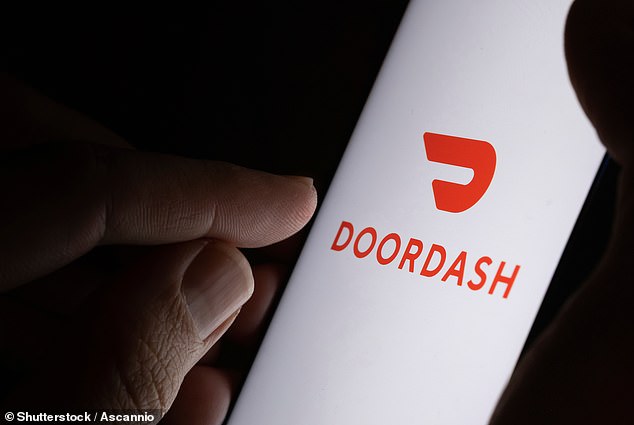 DoorDash Driver's Viral Macarena Tip Request Sparks Debate Over Gig Worker Expectations