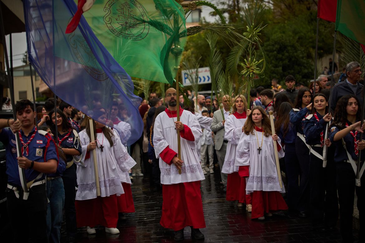 Sacred Rituals Amid Ruin: Lebanese Christians Defy War on Palm Sunday