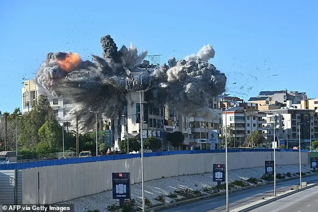 U.S. President's Contradictory Rhetoric: Withdrawal or Surprise Invasion as War's Outcome Remains Uncertain