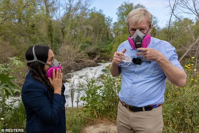South Bay Residents Escape Toxic Gas Cloud