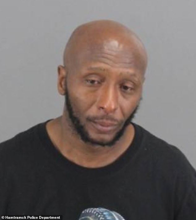 Michigan teen rescued after gas clerk notices silent 'help' plea