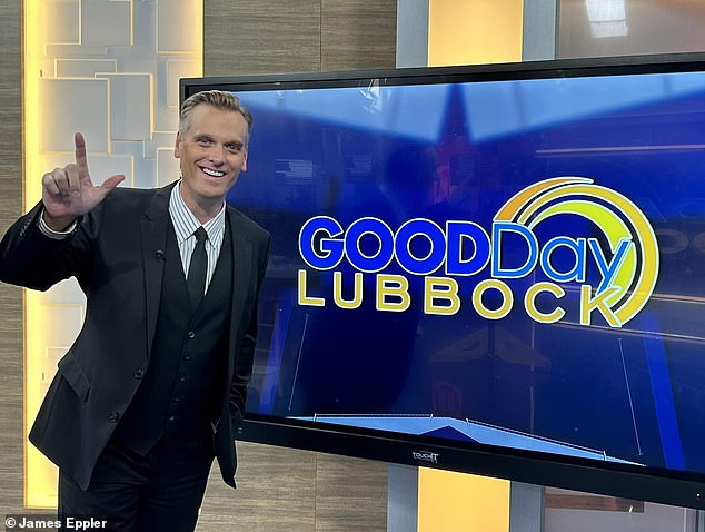 Fox Anchor Accidentally Claims Oreo Cookies Spell 'Death To America
