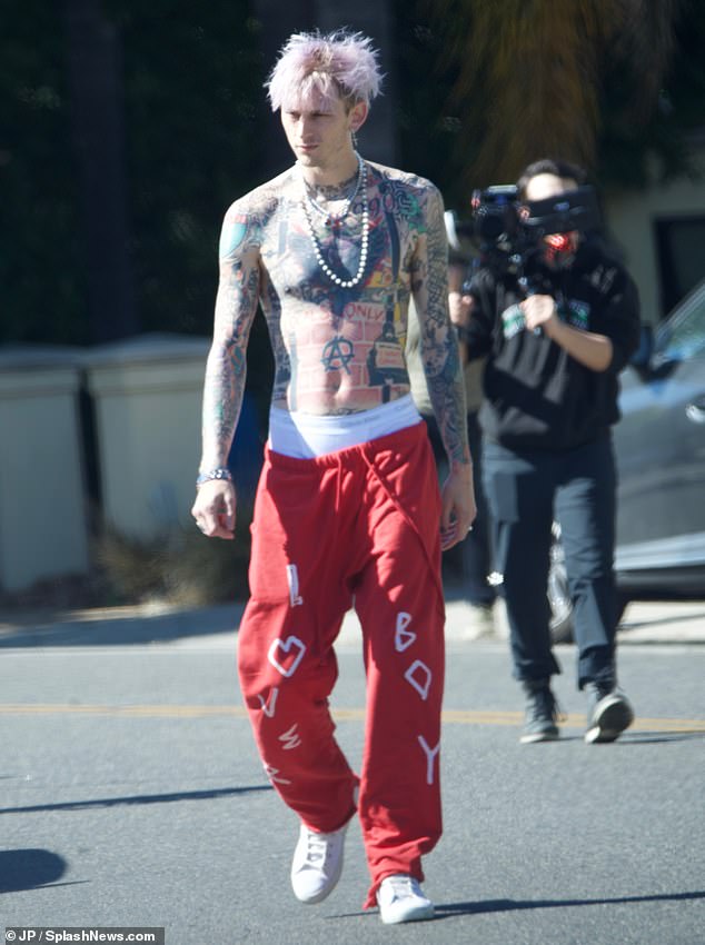 MGK's rapid blackout tattoo left him unable to move his upper body.