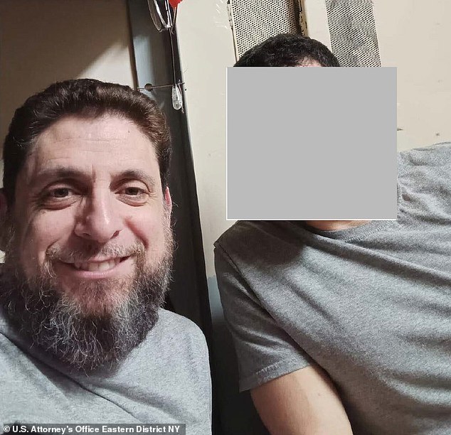 Feds censor selfie revealing disgraced rapist Oren Alexander in prison