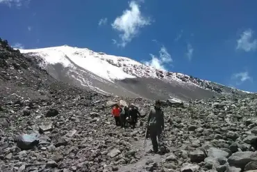 Daring Cyclist Dies in Tragic Fall While Descending Mexico's Pico de Orizaba