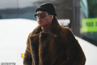 DeAndre Hopkins Wears Father's Mink Coat at Super Bowl to Honor His Memory