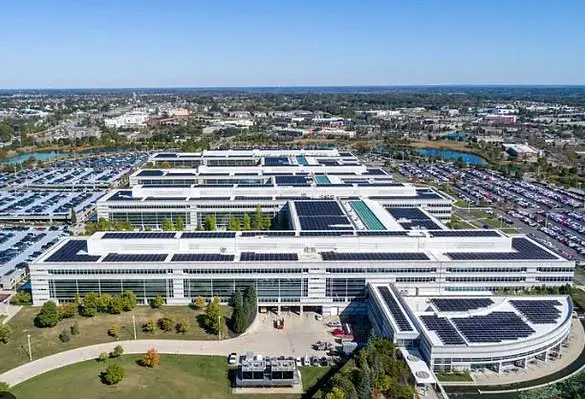 JPMorgan Techie Claims Brief Firing Over Town Hall Question