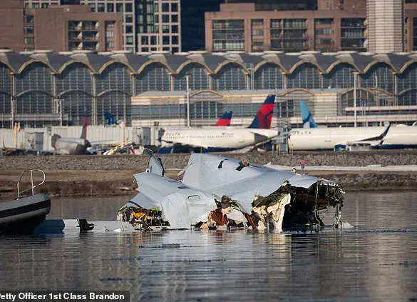 Terrifying Near Miss at Chicago's Midway Airport: Southwest Plane Aborts Landing