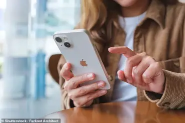 Apple users warned over data-leaking settings