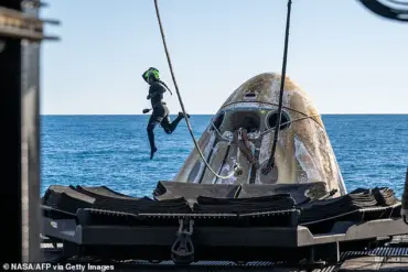 Space Station Astronauts Receive Payout After Unplanned Eight-Month Extension